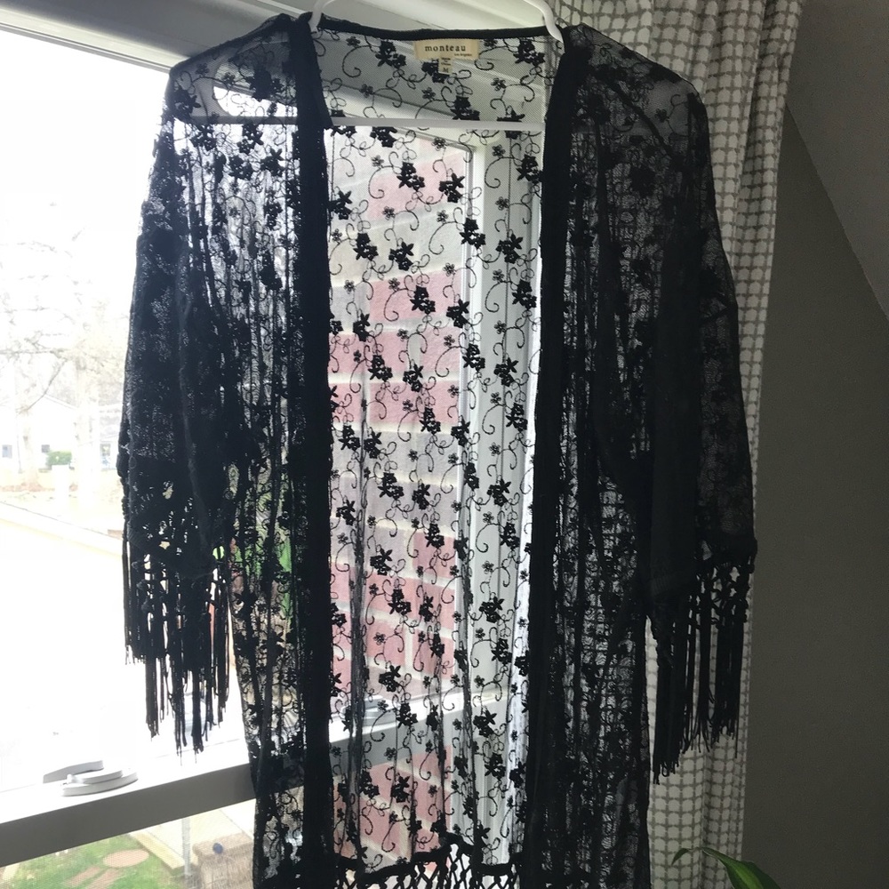 Black lace and fringe kimono